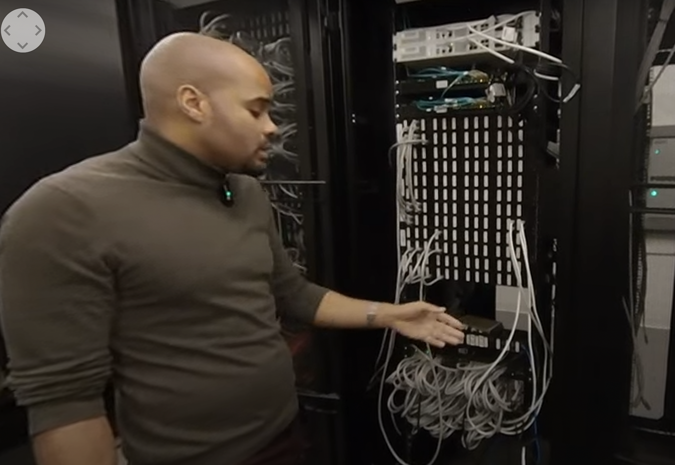 Deuxieme photo prise au centre de données de l'UOF